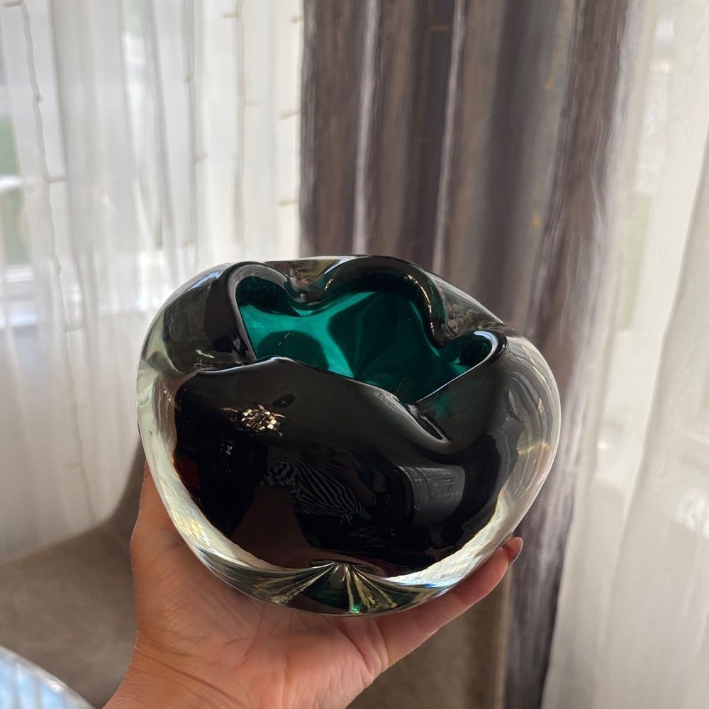 1960 Hand blown emerald green murano style weighted cased art glass ashtray